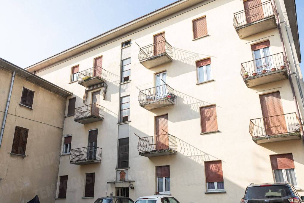 appartamento in vendita a Figino Serenza