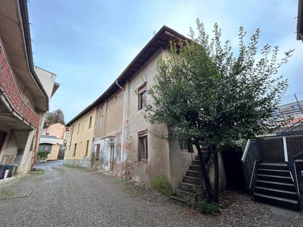 casa indipendente in vendita a Figino Serenza