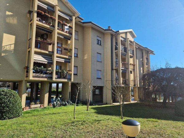 appartamento in vendita a Figino Serenza