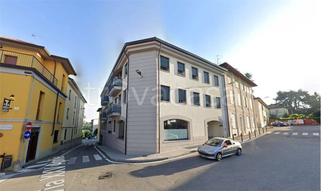 appartamento in vendita a Figino Serenza