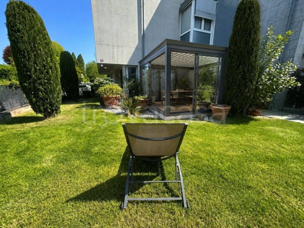 appartamento in vendita a Figino Serenza in zona Pozzolo