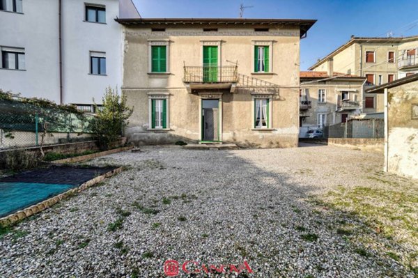casa indipendente in vendita a Figino Serenza