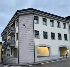 appartamento in vendita a Figino Serenza in zona Sant'Agata