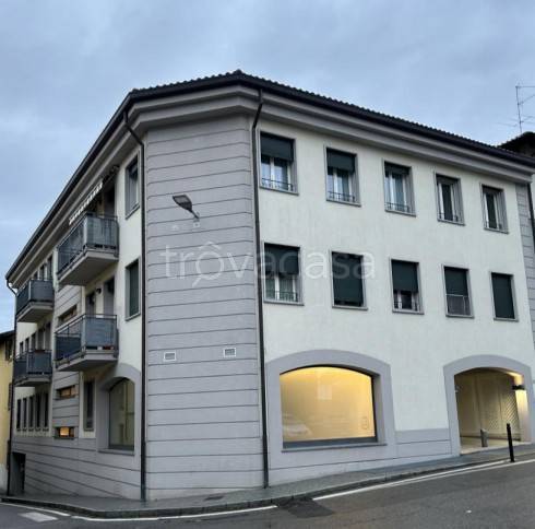 appartamento in vendita a Figino Serenza in zona Sant'Agata