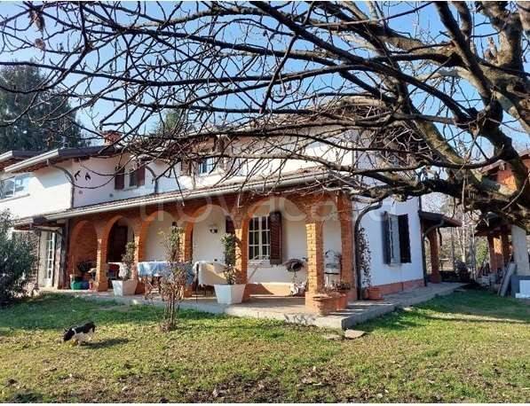appartamento in vendita a Figino Serenza in zona Pozzolo