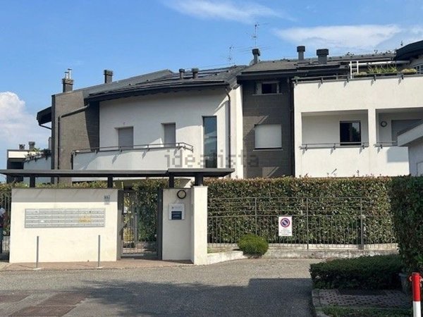 appartamento in vendita a Figino Serenza in zona Pozzolo