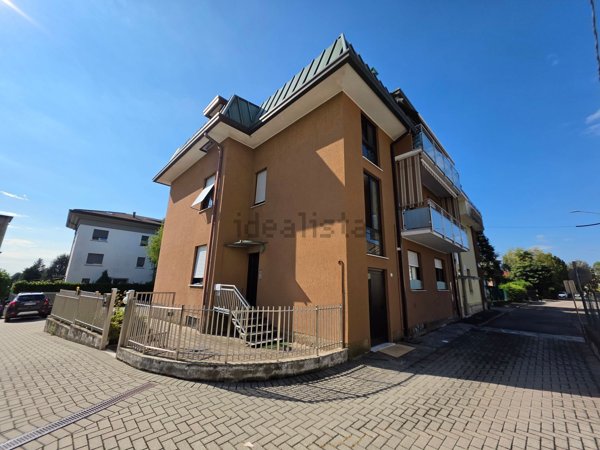 appartamento in vendita a Figino Serenza in zona Pozzolo