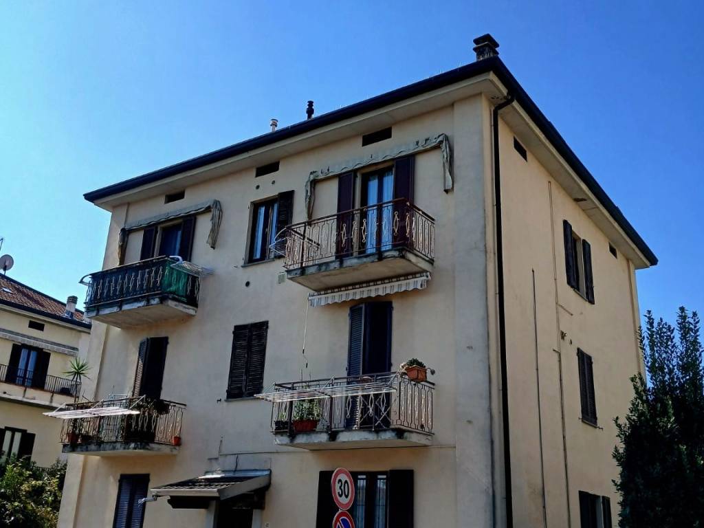 appartamento in vendita a Figino Serenza in zona Pozzolo