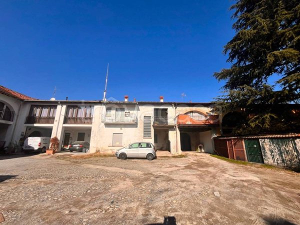 appartamento in vendita a Fino Mornasco