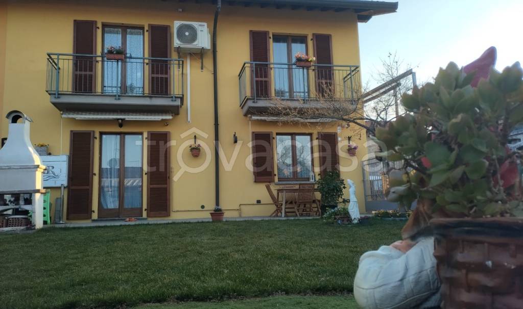 appartamento in vendita a Fino Mornasco