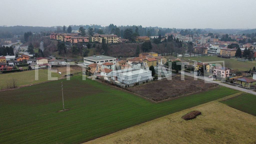 terreno edificabile in vendita a Fino Mornasco