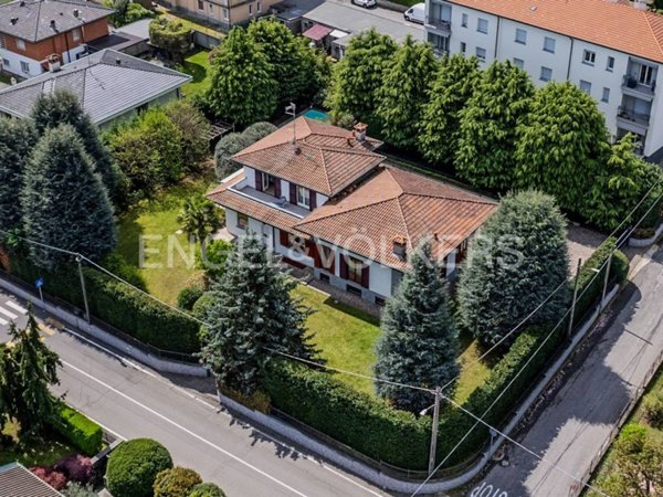 casa indipendente in vendita a Fino Mornasco