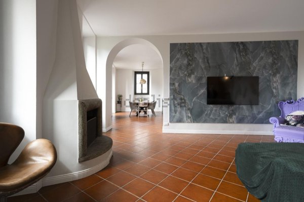 casa indipendente in vendita a Fino Mornasco