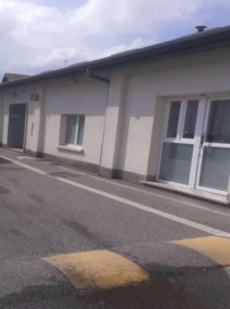 ufficio in vendita a Fino Mornasco