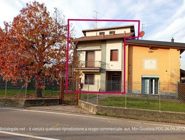 casa indipendente in vendita a Fino Mornasco