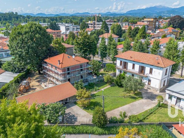 casa indipendente in vendita a Fino Mornasco