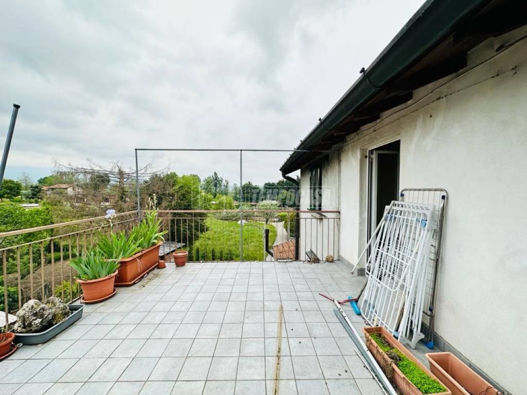 appartamento in vendita a Fino Mornasco