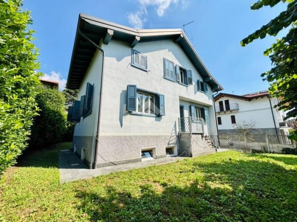 casa indipendente in vendita a Fino Mornasco