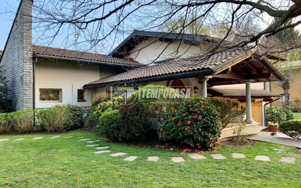 appartamento in vendita a Fino Mornasco