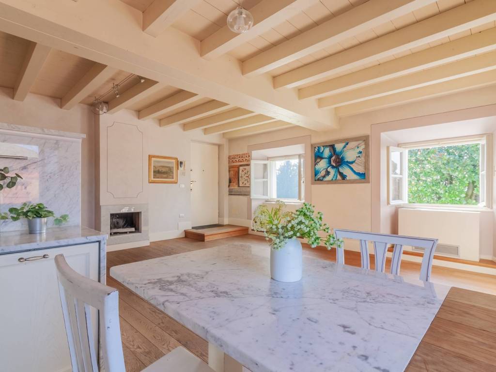 appartamento in vendita a Fino Mornasco