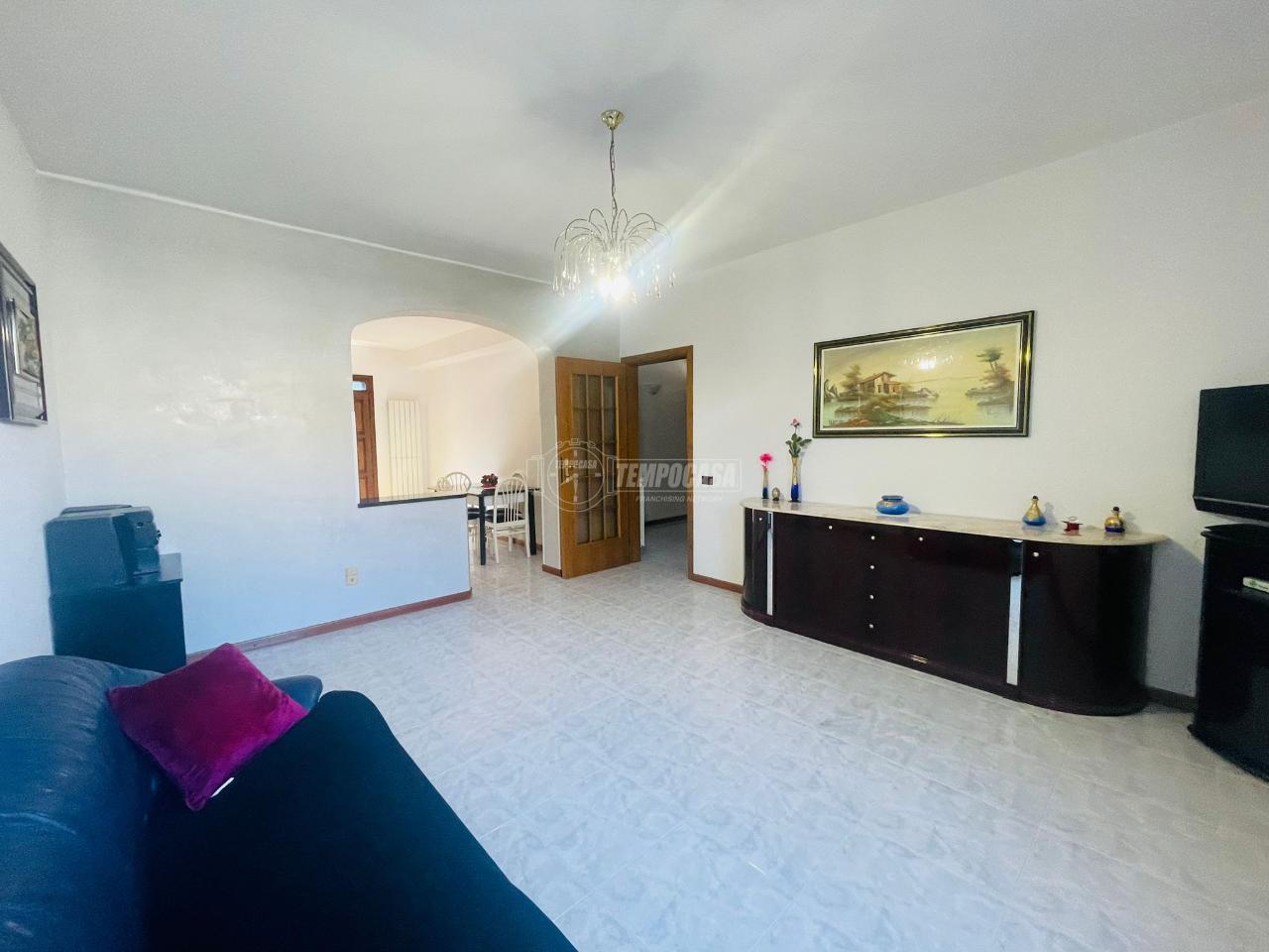 casa indipendente in vendita a Fino Mornasco