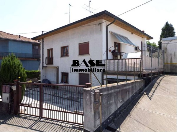 appartamento in vendita a Fino Mornasco