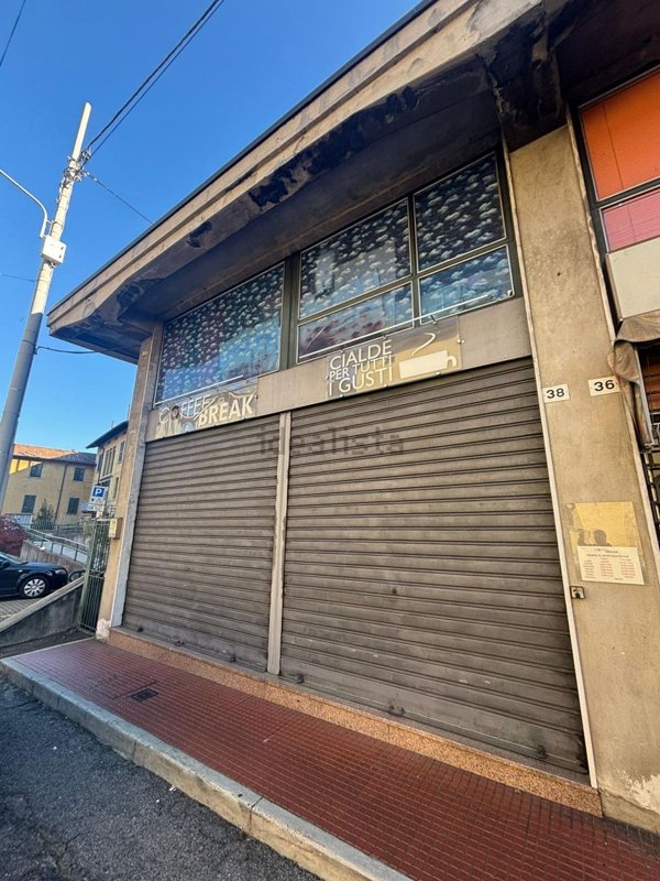 locale commerciale in vendita a Fino Mornasco