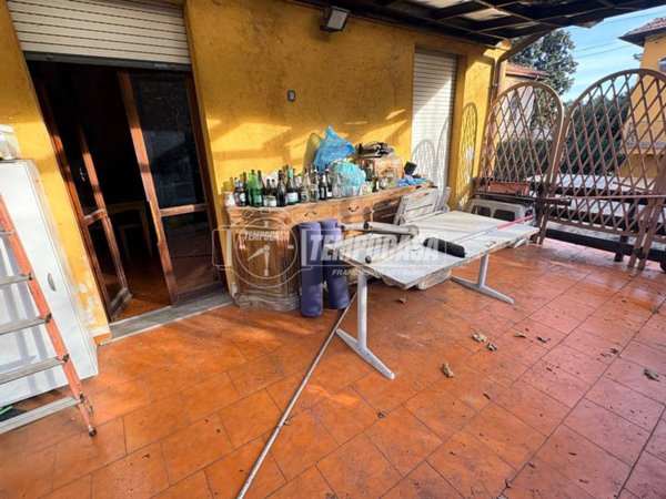 casa indipendente in vendita a Fino Mornasco in zona Andrate