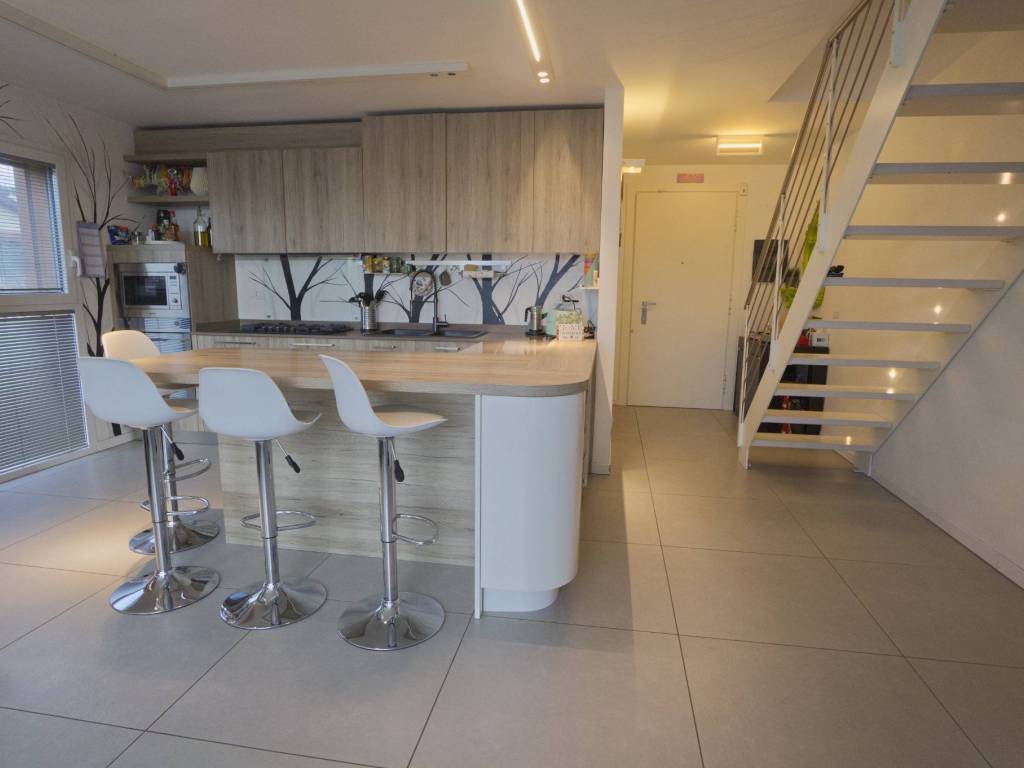 appartamento in vendita a Fino Mornasco in zona Andrate