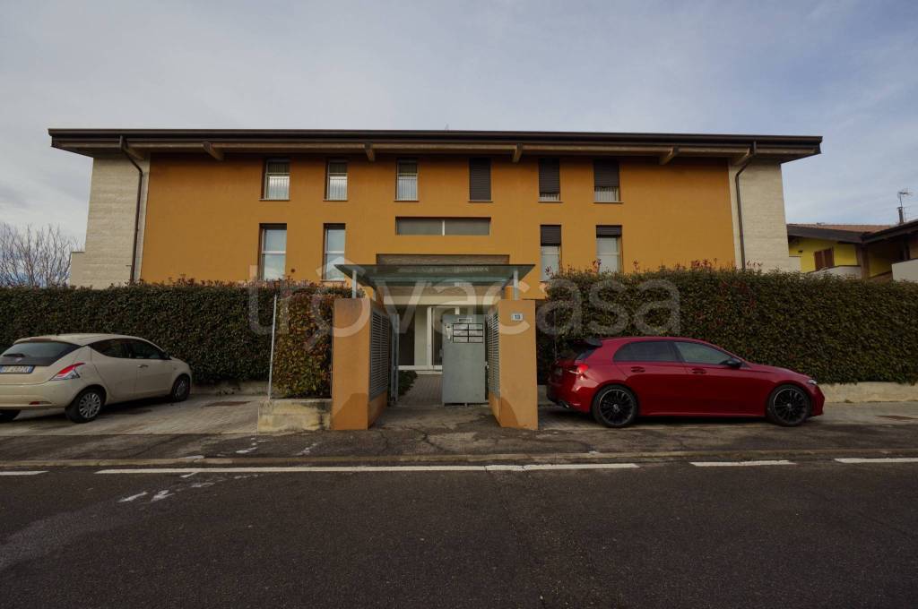 appartamento in vendita a Fino Mornasco in zona Andrate