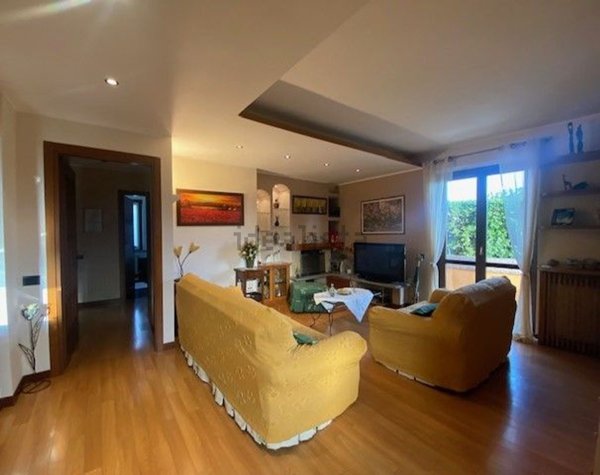 appartamento in vendita a Fino Mornasco