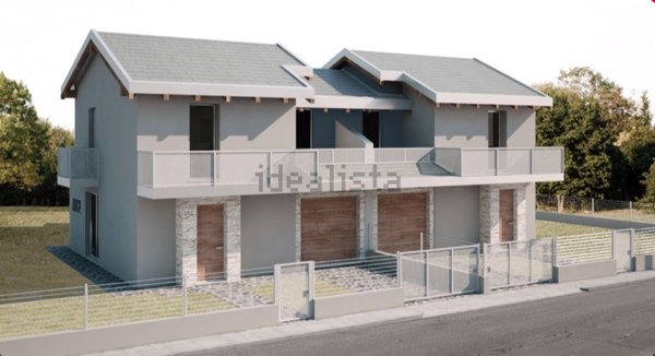 casa indipendente in vendita a Fino Mornasco