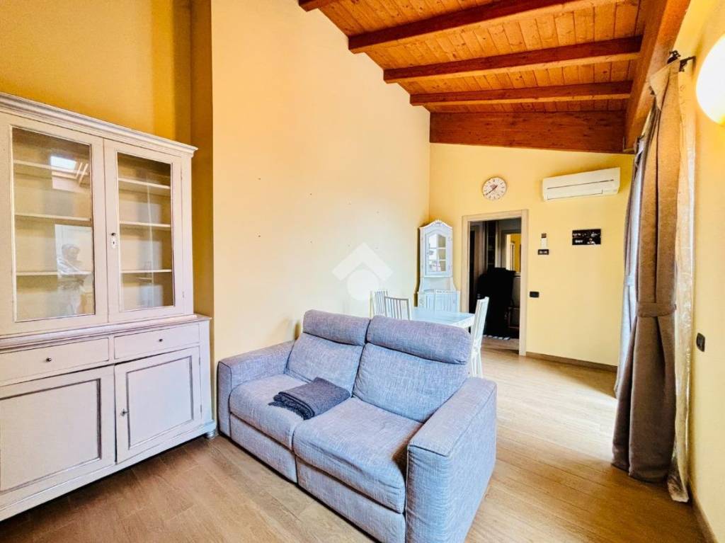 appartamento in vendita a Fino Mornasco