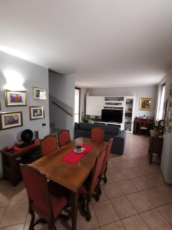 casa indipendente in vendita a Fino Mornasco in zona Andrate