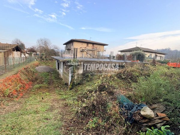 casa indipendente in vendita a Fino Mornasco in zona Andrate