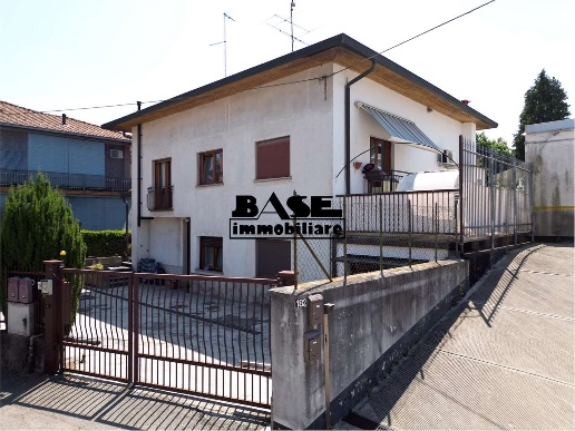 appartamento in vendita a Fino Mornasco