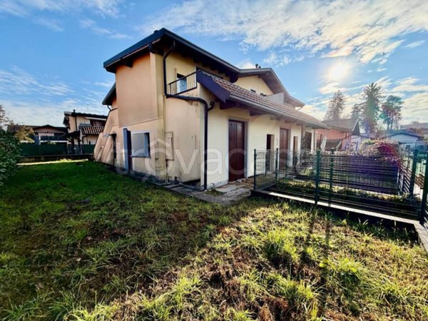 appartamento in vendita a Fino Mornasco