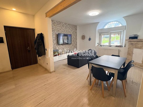 appartamento in vendita a Fino Mornasco