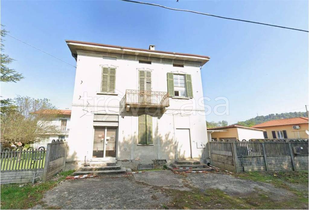 casa indipendente in vendita a Fino Mornasco