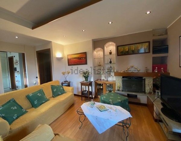 casa indipendente in vendita a Fino Mornasco