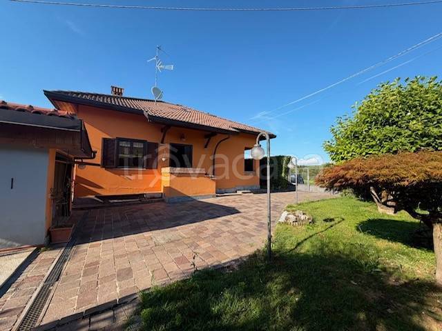 casa indipendente in vendita a Fino Mornasco in zona Andrate