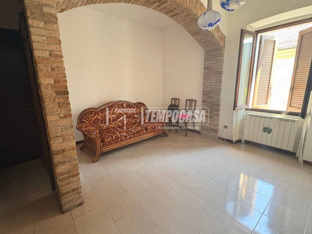 appartamento in vendita a Fino Mornasco in zona Andrate