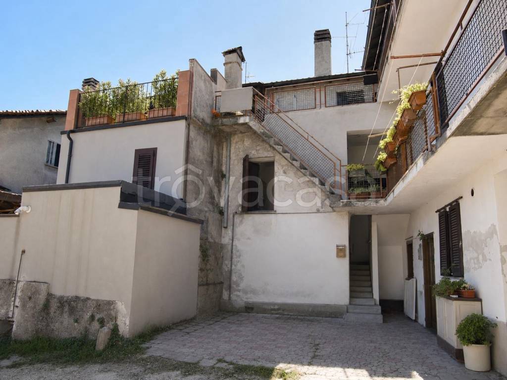 appartamento in vendita a Fino Mornasco