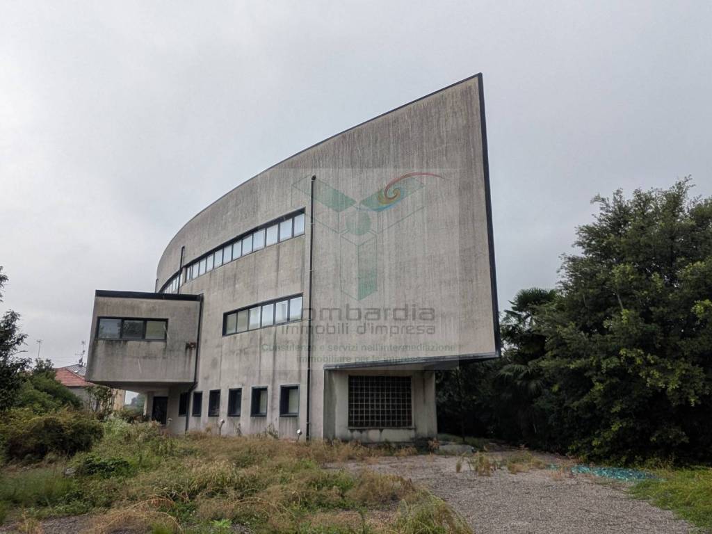 intera palazzina in vendita a Fino Mornasco