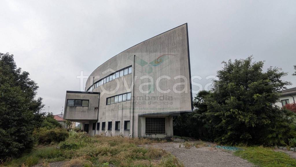 ufficio in vendita a Fino Mornasco