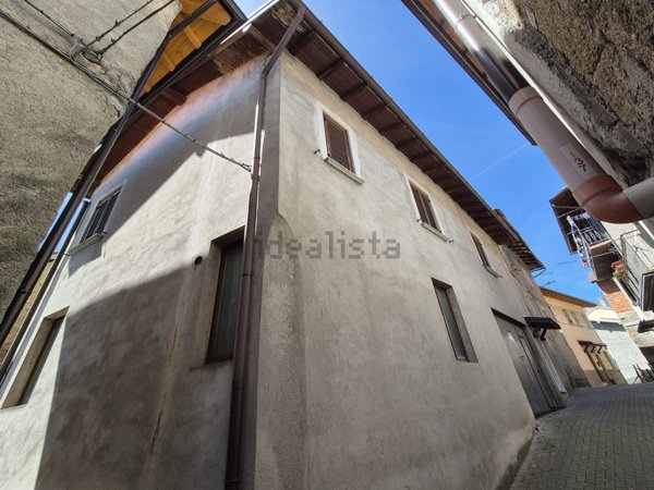 appartamento in vendita a Garzeno