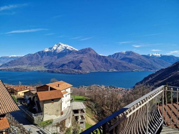casa indipendente in vendita a Garzeno
