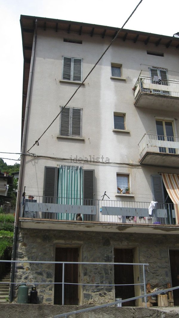 appartamento in vendita a Garzeno