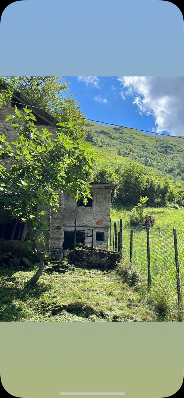 appartamento in vendita a Garzeno