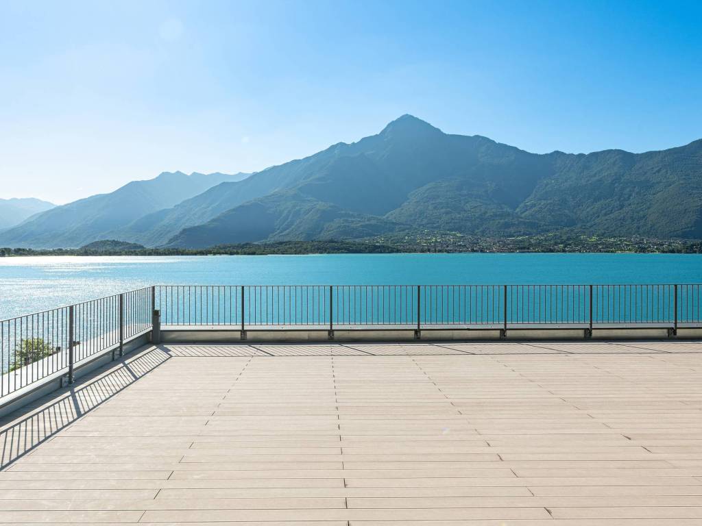 appartamento in vendita a Gera Lario